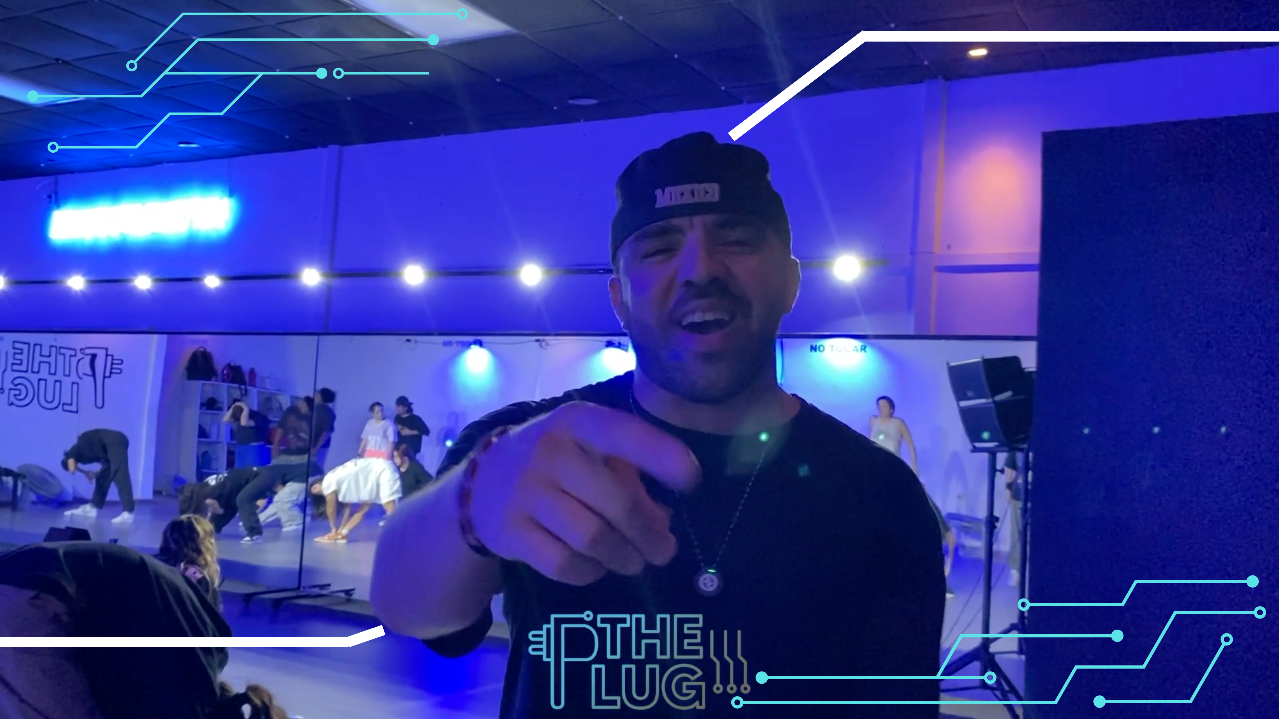 video-section-banner-image